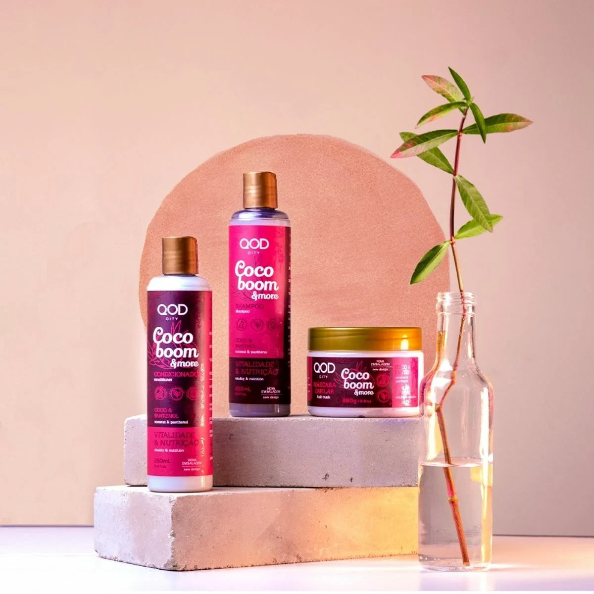 Vegan Pantenol & Hindistan Cevizi Yağlı Saç Bakım Seti QOD City Coco Boom & More | Şampuan + Saç Kremi + Saç Maskesi | Sülfatsız, Parabensiz, Onarıcı Vegan Bakım